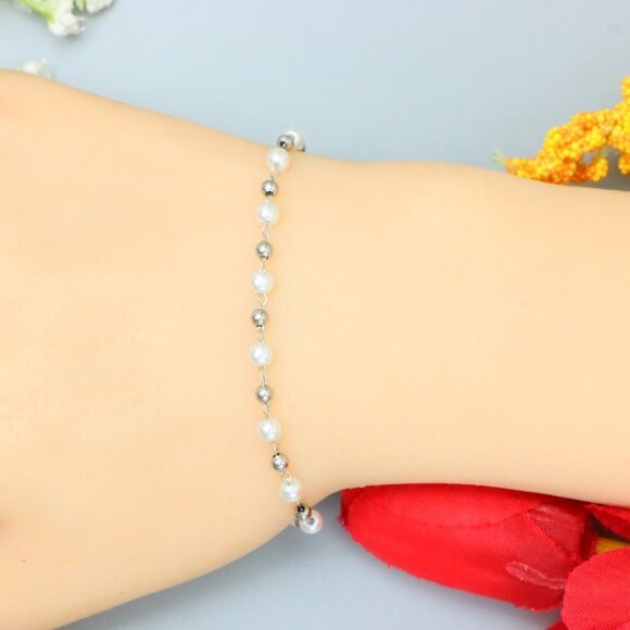 "Elegant & Trendy Bracelet, A Perfect Gift for Women, Thoughtful, EVCH1161 - Picture 7 of 8